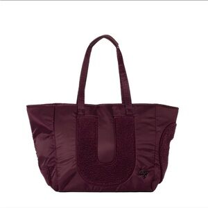 NWT:  LUG AVION SE CARRY-ALL TOTE- WINE RED-  BEAUTIFUL bag